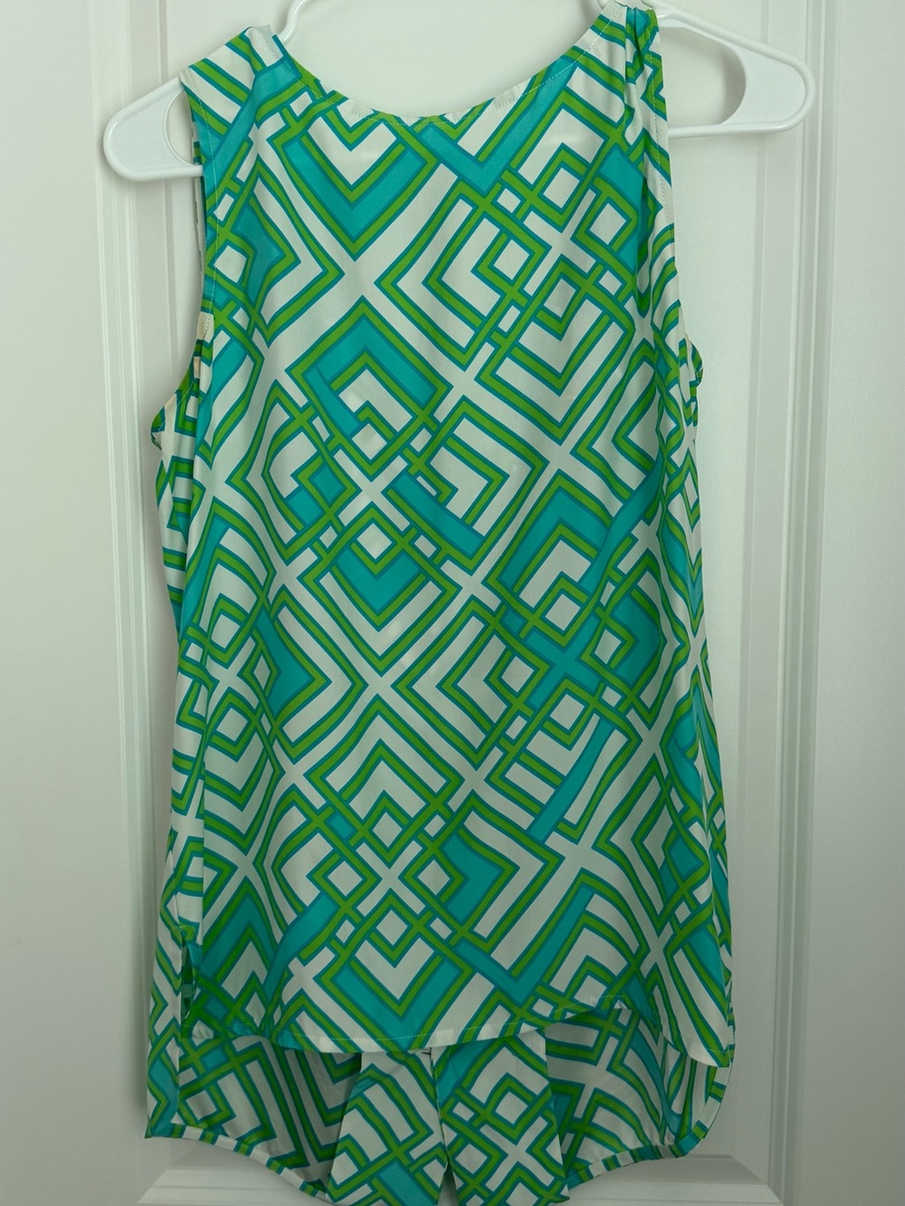 Sleeveless Geometric Print Blouse in Green & Teal
